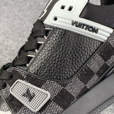 LV Trainer Damier 'Black'