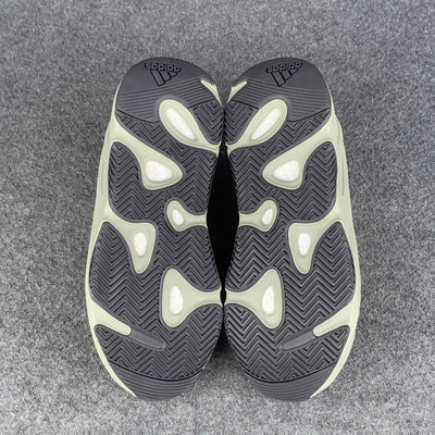 Adidas Yeezy Boost 700 'Salt'