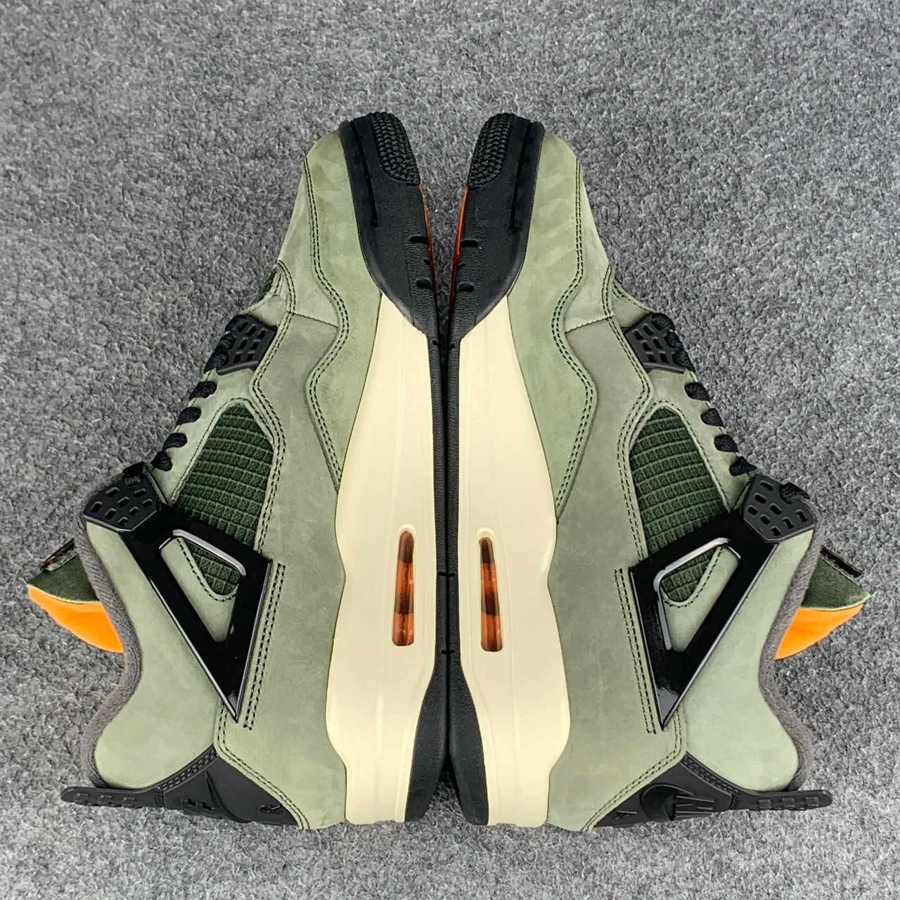 Undefeated x Air Jordan 4 Retro 2025