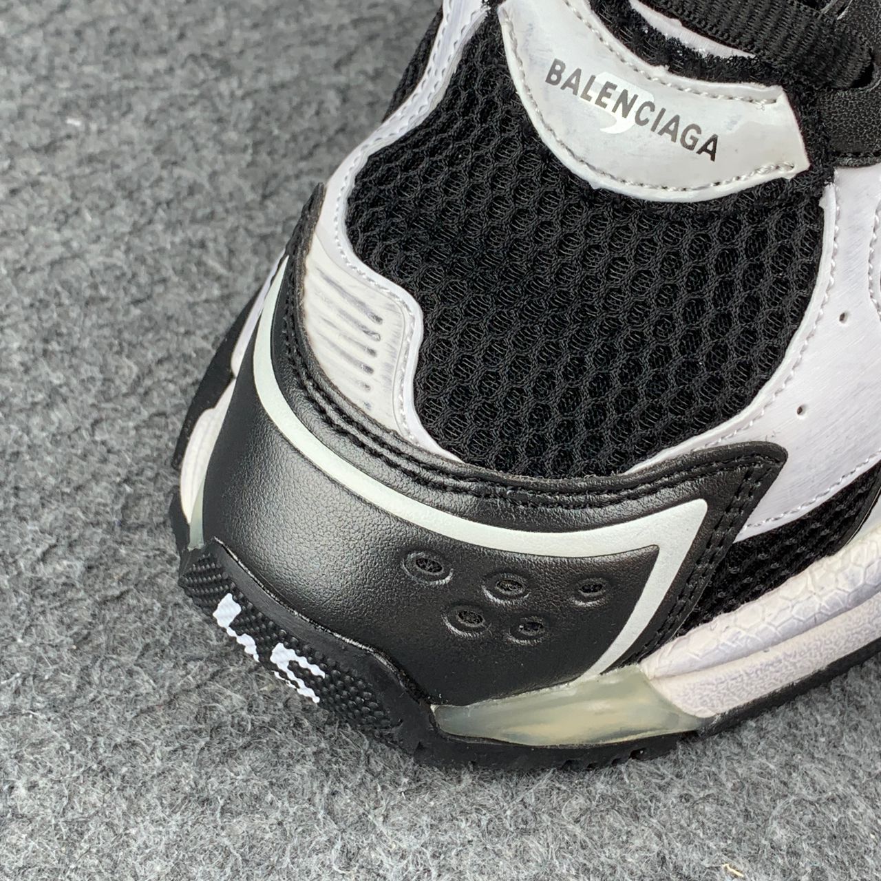 Balenciaga Runner Sneaker 'White Black White' (B-Grade Version)