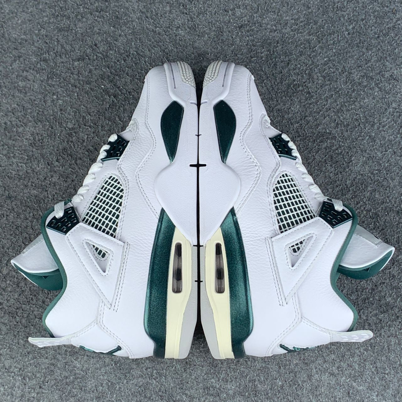Air Jordan 4 Retro 'Oxidized Green'