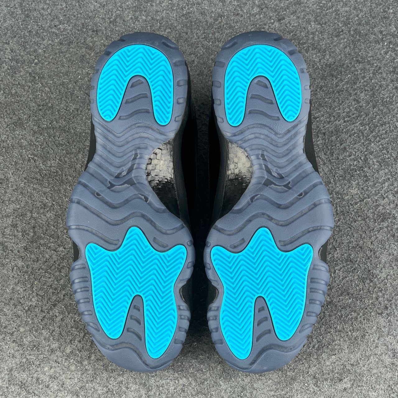 Air Jordan 11 Retro 'Gamma Blue' 2025