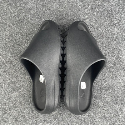 Yeezy Slides 'Onyx'
