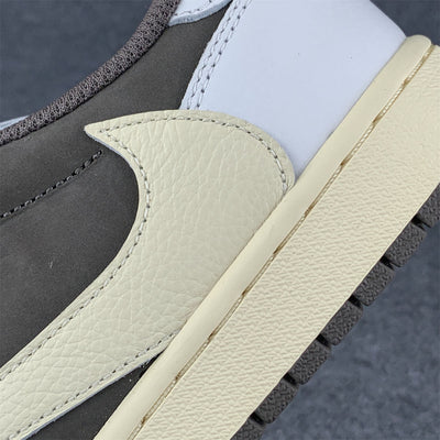 Travis Scott x Air Jordan 1 Retro Low OG 'Reverse Mocha' (B-Grade Version)