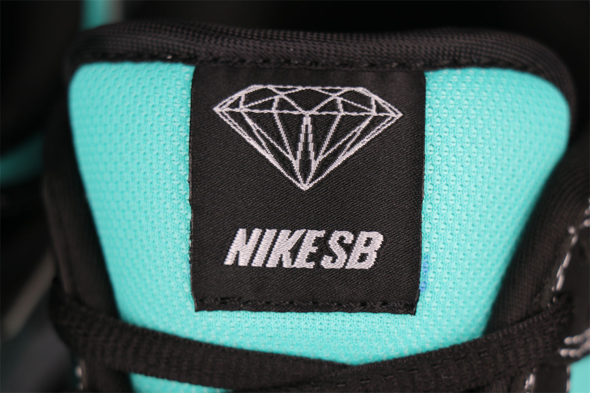 Diamond Supply Co. x Dunk Low Pro SB 'Tiffany'