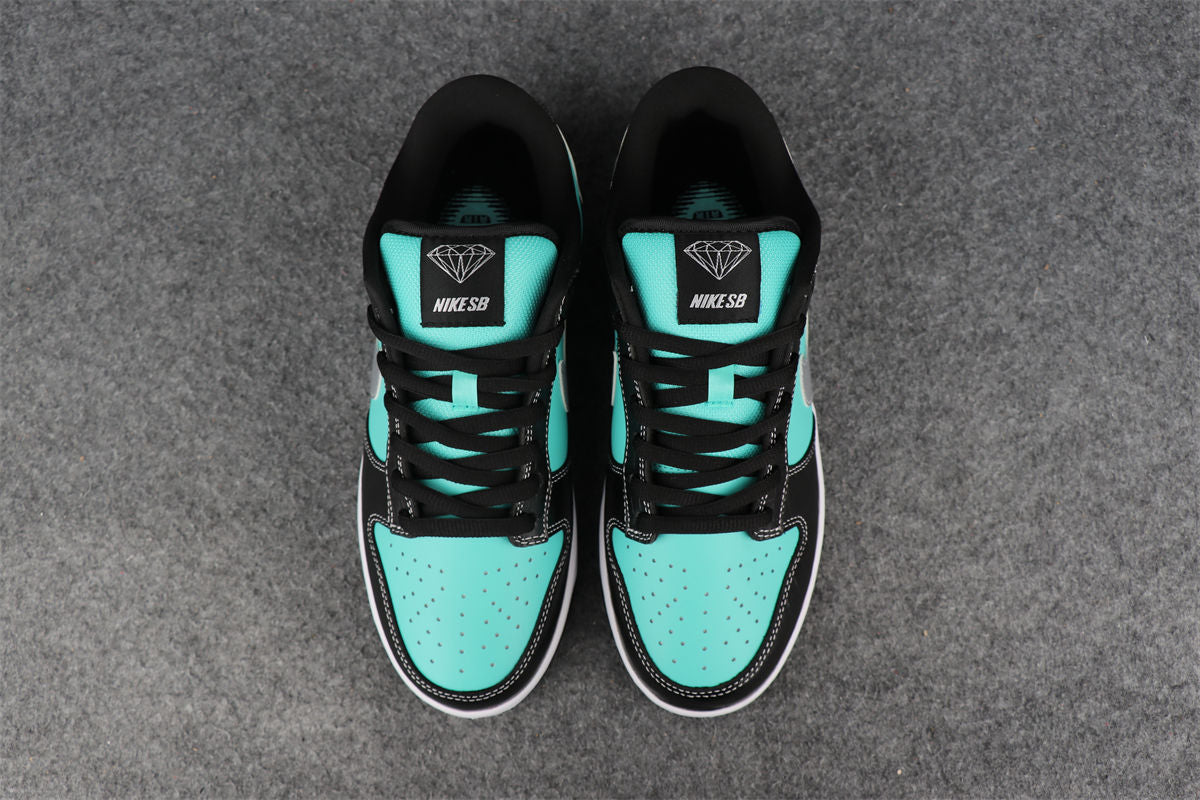 Diamond Supply Co. x Dunk Low Pro SB 'Tiffany'