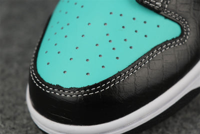 Diamond Supply Co. x Dunk Low Pro SB 'Tiffany'