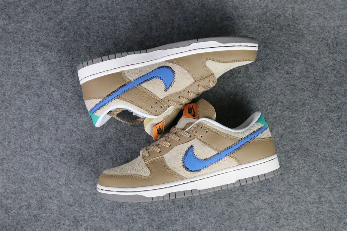 size? x Dunk Low 'Dark Driftwood'