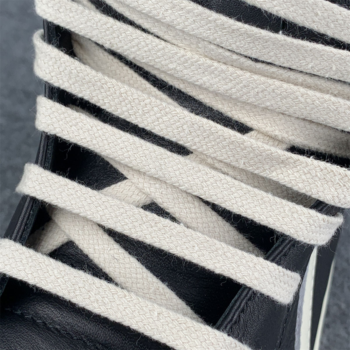 Rick Owens Strobe Geobasket High 'Black Milk'