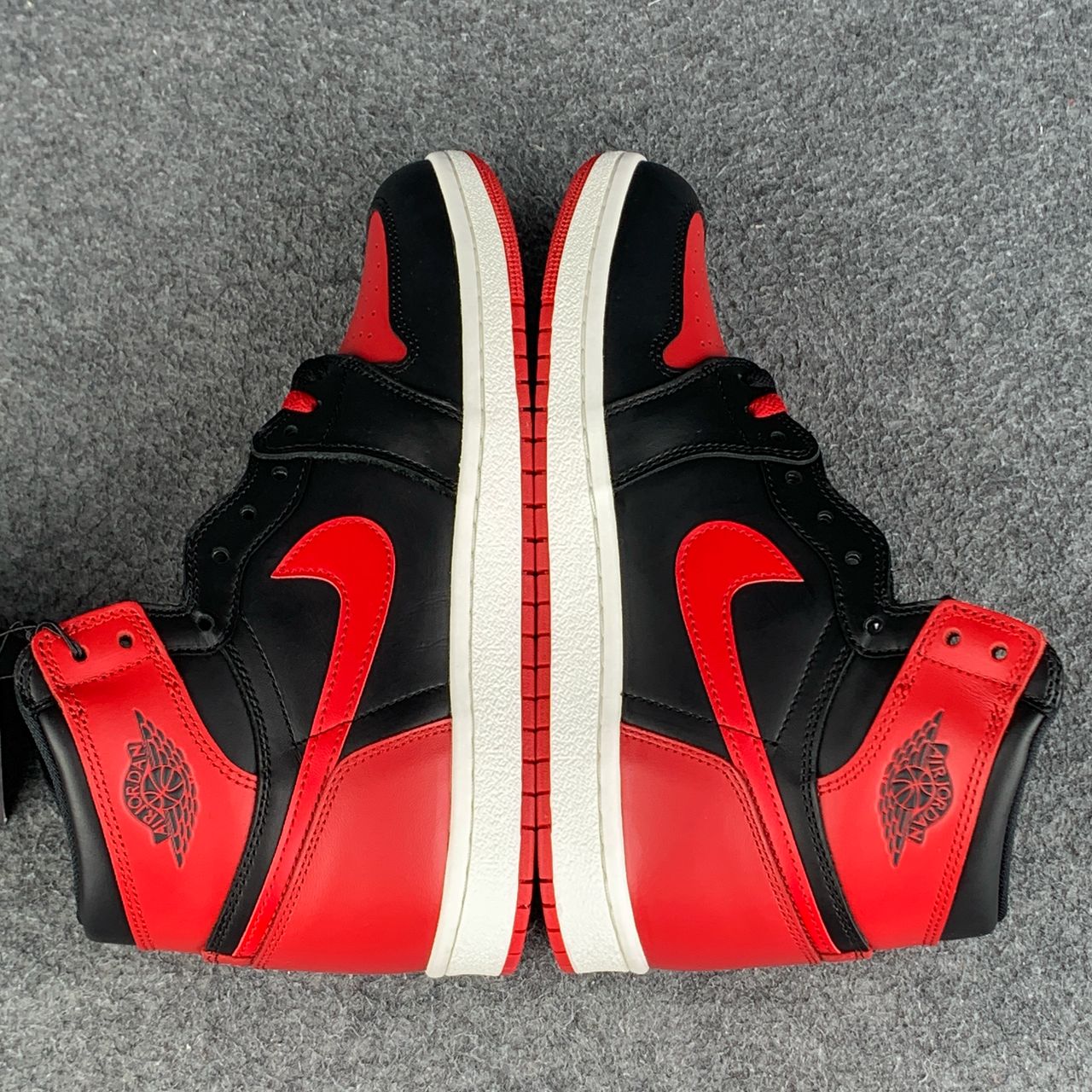 Air Jordan 1 Retro High '85 OG 'Bred / Banned' 2025