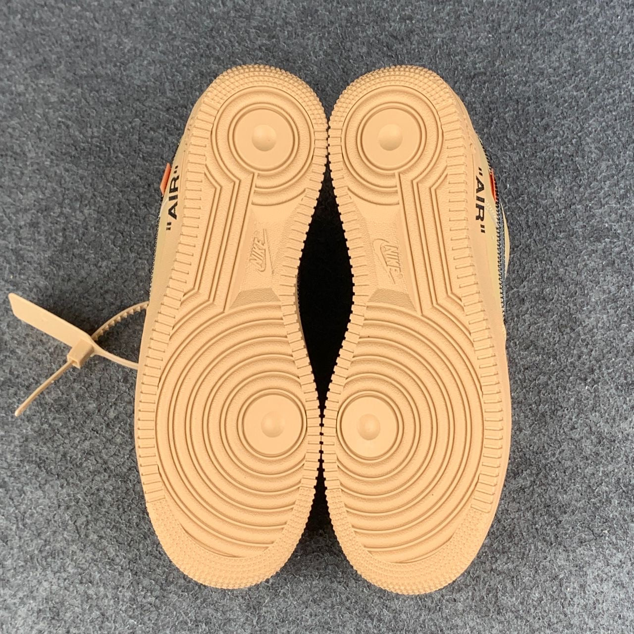 (Early Look) Off-White x Air Force 1 Low SP 'Sesame