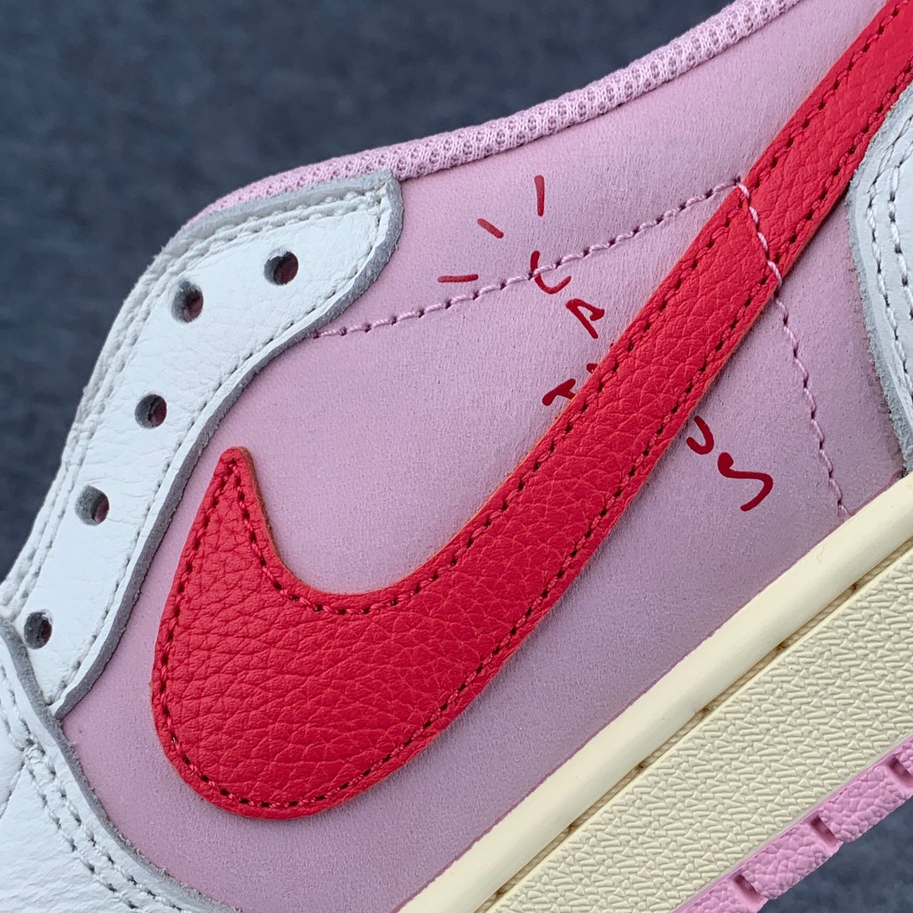 (Custom) Travis Scott x Air Jordan 1 'Shy Pink/Red'