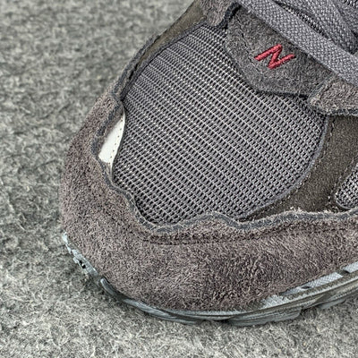 2002R 'Protection Pack - Phantom'