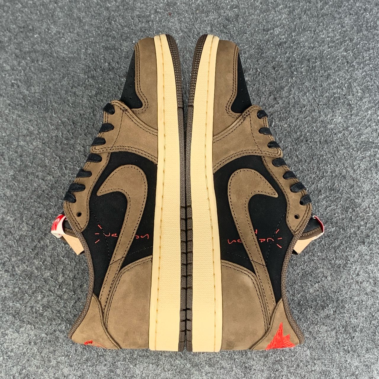 Travis Scott x Air Jordan 1 Low 'Mocha' (B-GRADE VERSION)