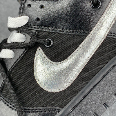 Gebroken wit x Dunk Low 'Lot 50 van 50' 
