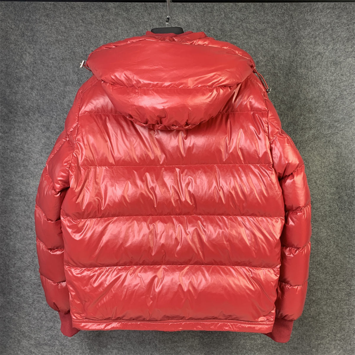 Moncler Maljasset Short Down Jacket ‘Red’