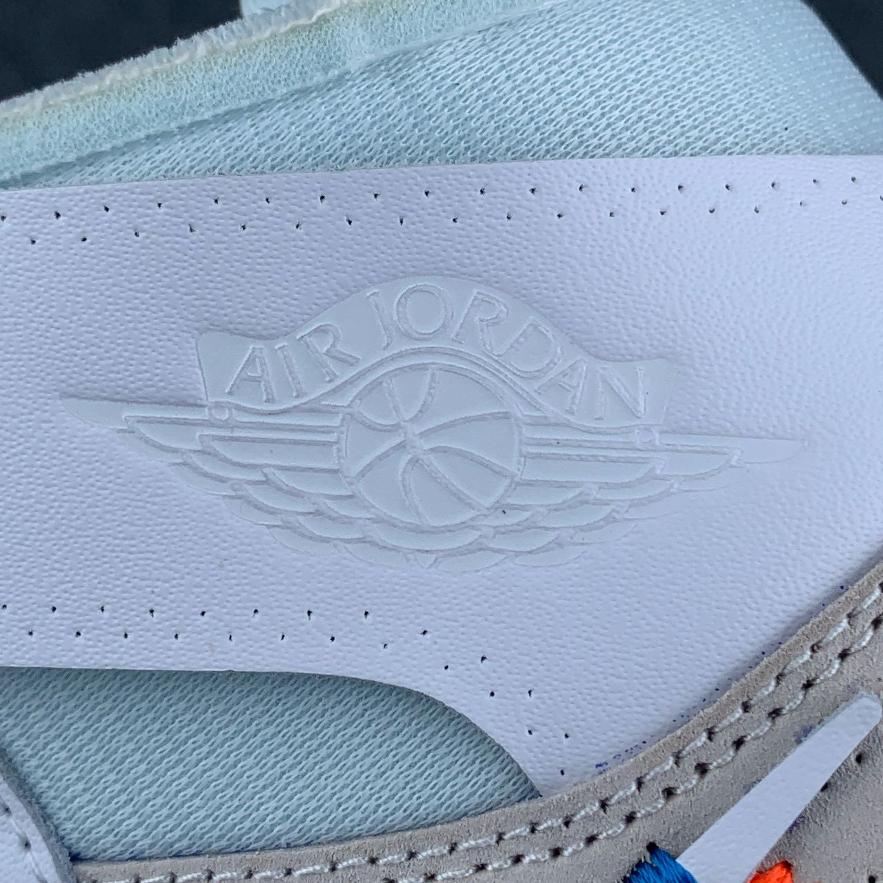 Off-White x Air Jordan 1 Retro High OG 'Blanc' 2018