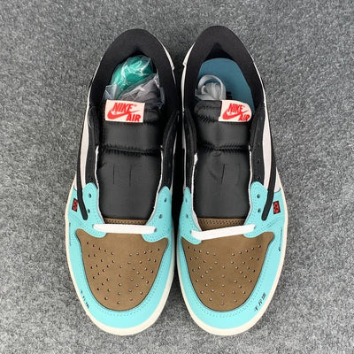 Custom TS x Air Jordan Low 'Jackboys BMW M3 E30'