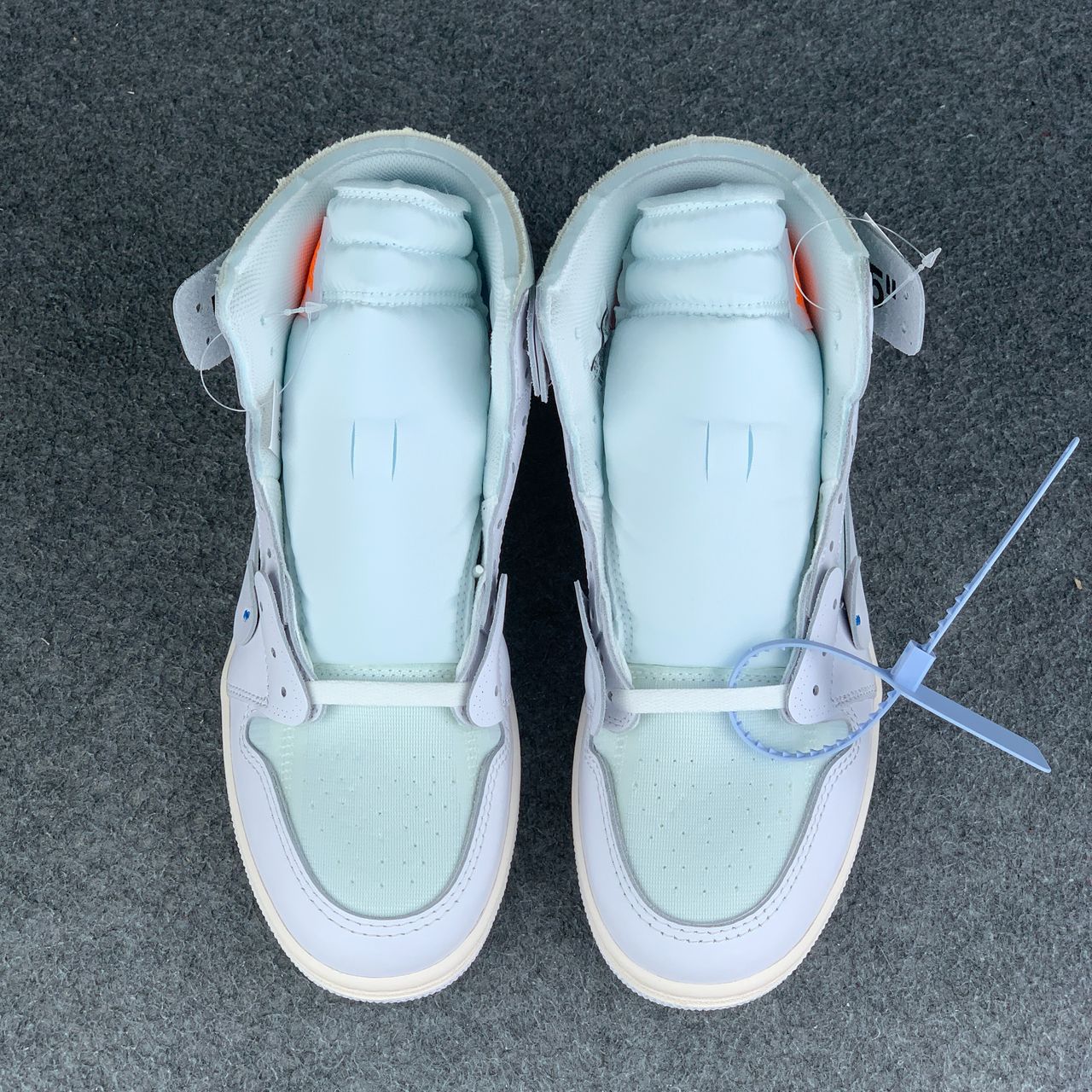 Off-White x Air Jordan 1 Retro High OG 'Blanc' 2018