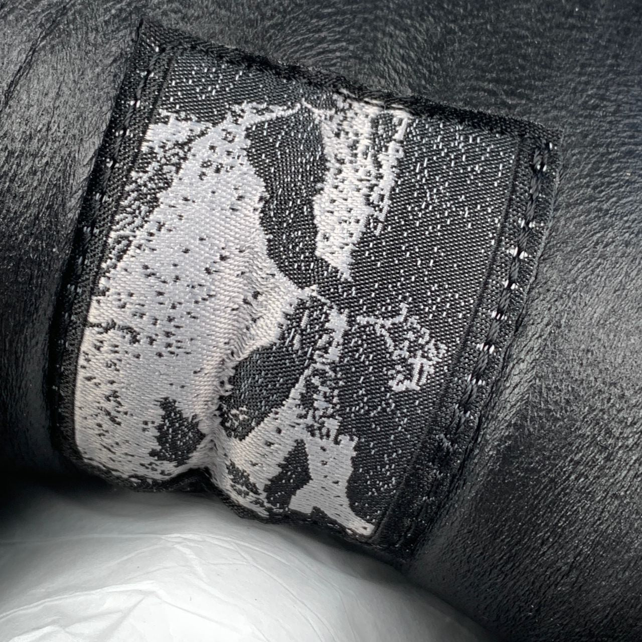 Rick Owens Luxor Jumbo Lace Padded Low 'Black Milk'