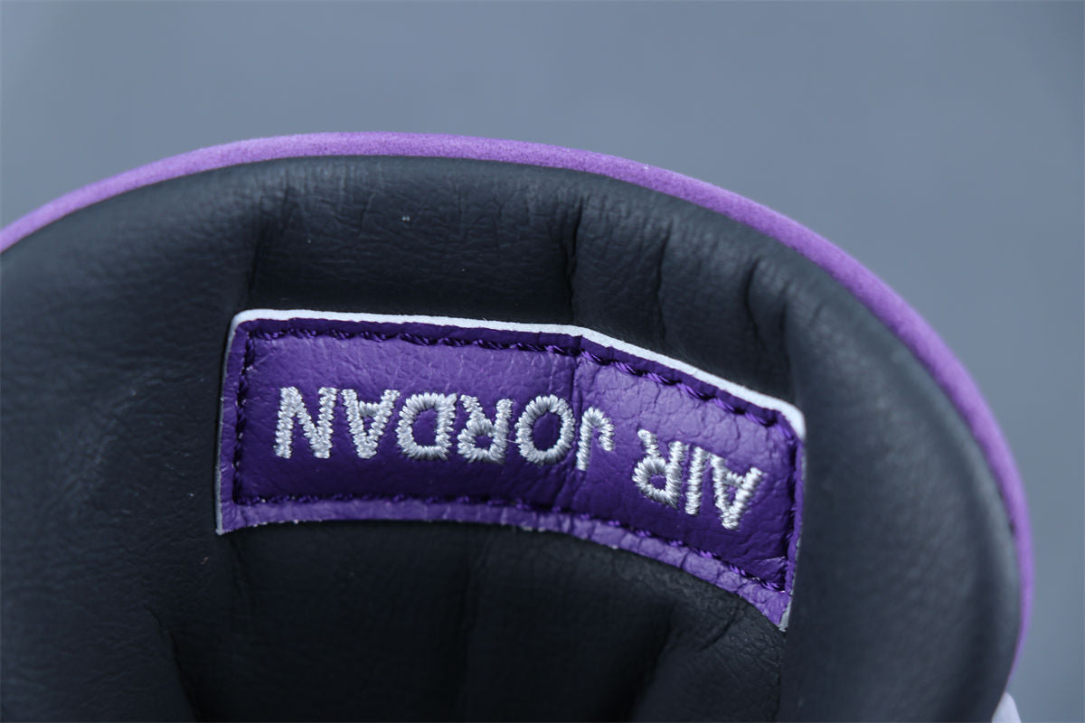 Travis Scott x Air Jordan 4 Retro 'Purple Suede White Midsole' Friends & Family