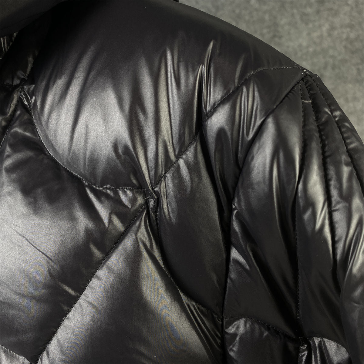 MONCLER X SPIDERMAN VIOLAR DOWN JACKE