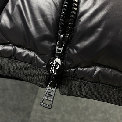 MONCLER X SPIDERMAN VIOLAR DOWN JACKE