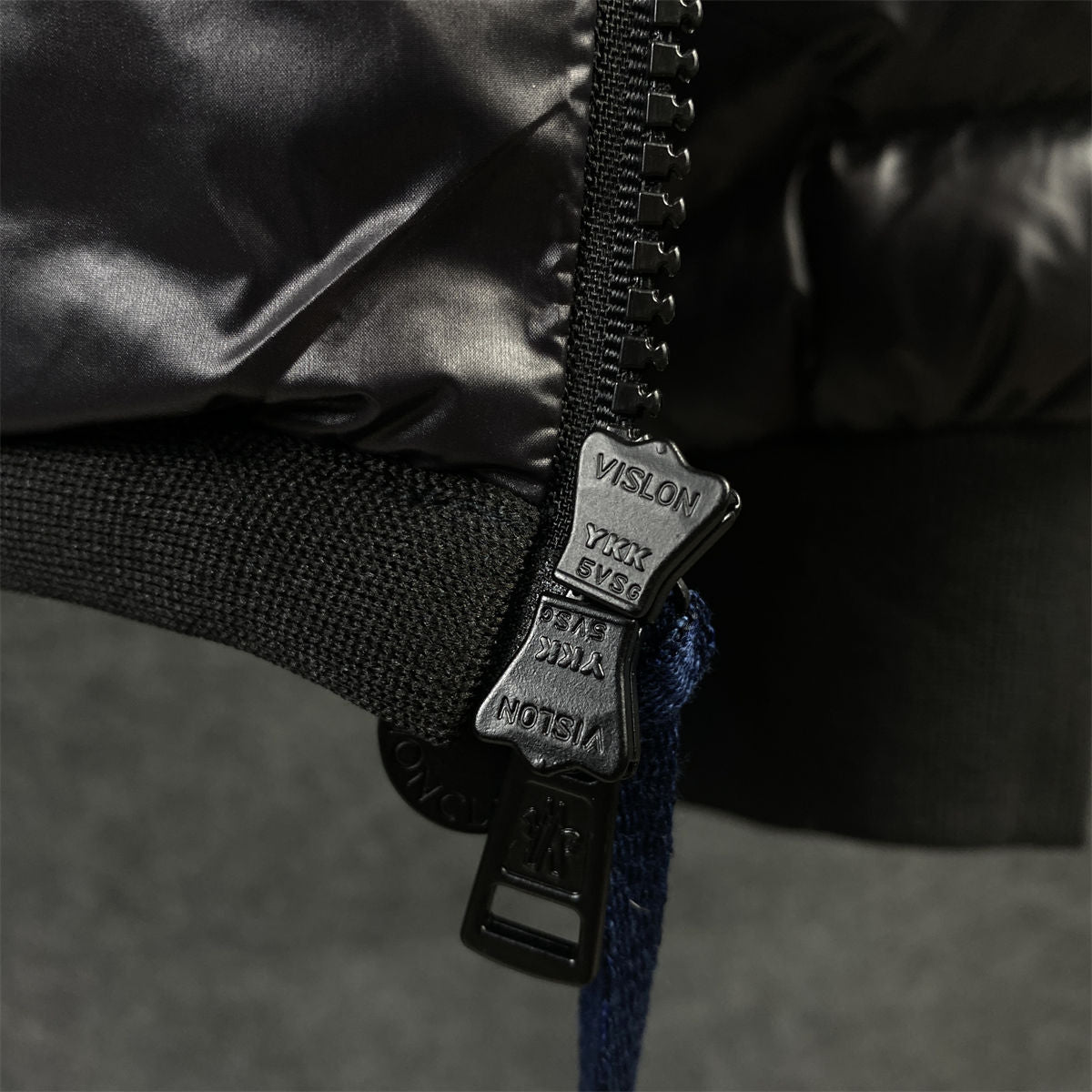 MONCLER X SPIDERMAN VIOLAR DOWN JACKE