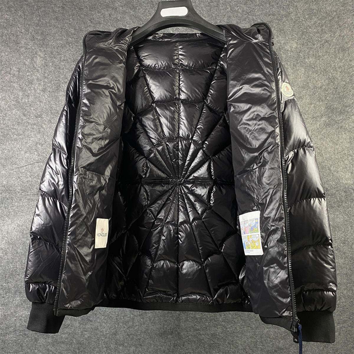 MONCLER X SPIDERMAN VIOLAR DOWN JACKE
