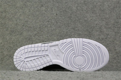 Dunk Low 'Reverse Panda'