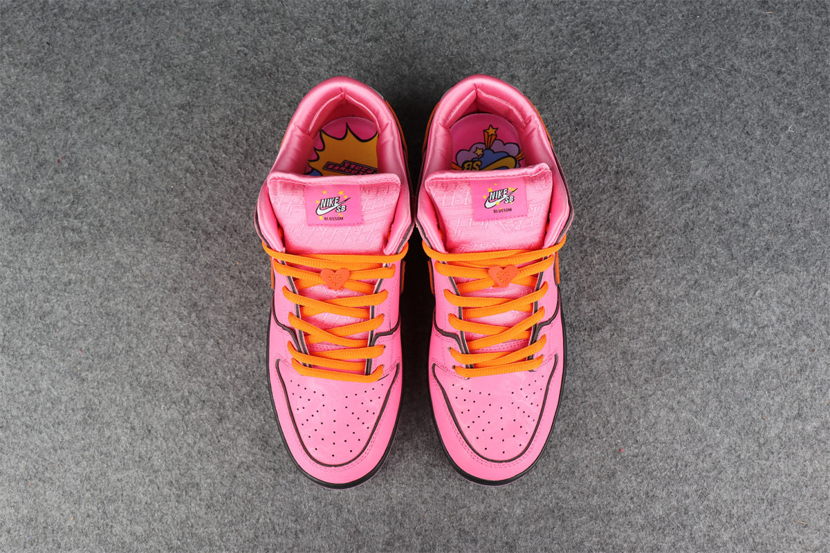 The Powerpuff Girls x Dunk Low Pro SB QS 'Blossom'