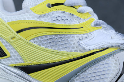 Runner Sneaker 'Worn-Out - White Yellow'