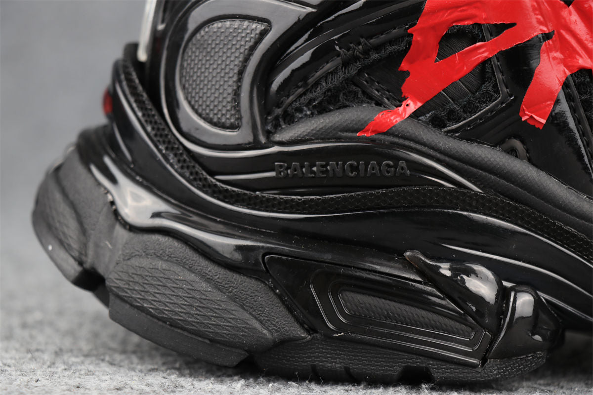 Runner Sneaker 'Graffiti - Black Red'