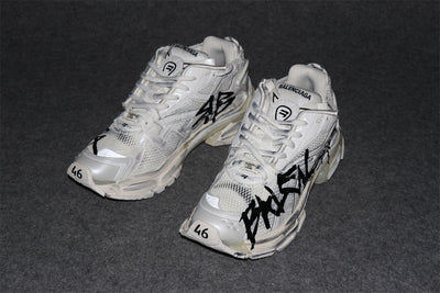 Wmns Runner Sneaker 'Graffiti - White Black'