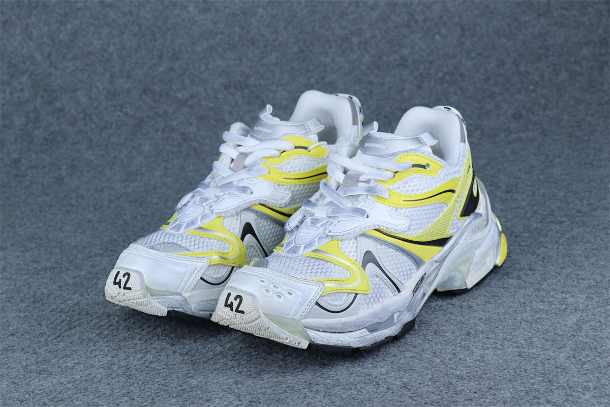 Runner Sneaker 'Worn-Out - White Yellow'