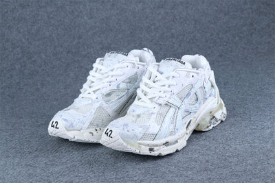 Kith x  Runner 'White'