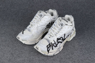 Wmns Runner Sneaker 'Graffiti - White Black'