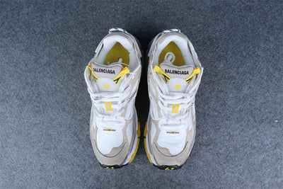 Balenciaga Wmns Runner Sneaker 'Beige'