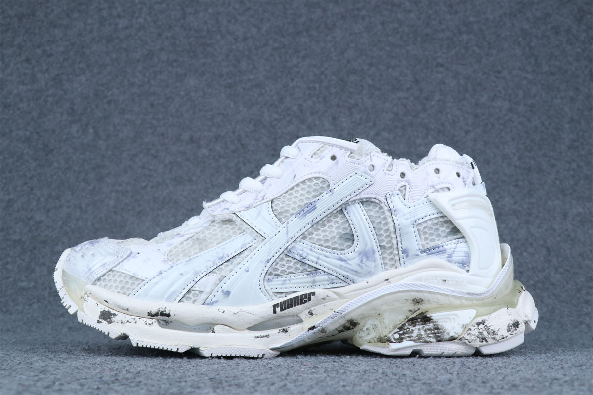 Kith x  Runner 'White'