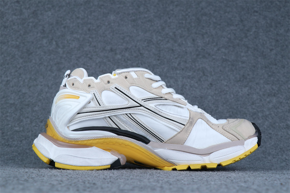 Balenciaga Wmns Runner Sneaker 'Beige'