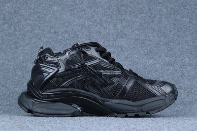 Wmns Runner Sneaker 'Black'