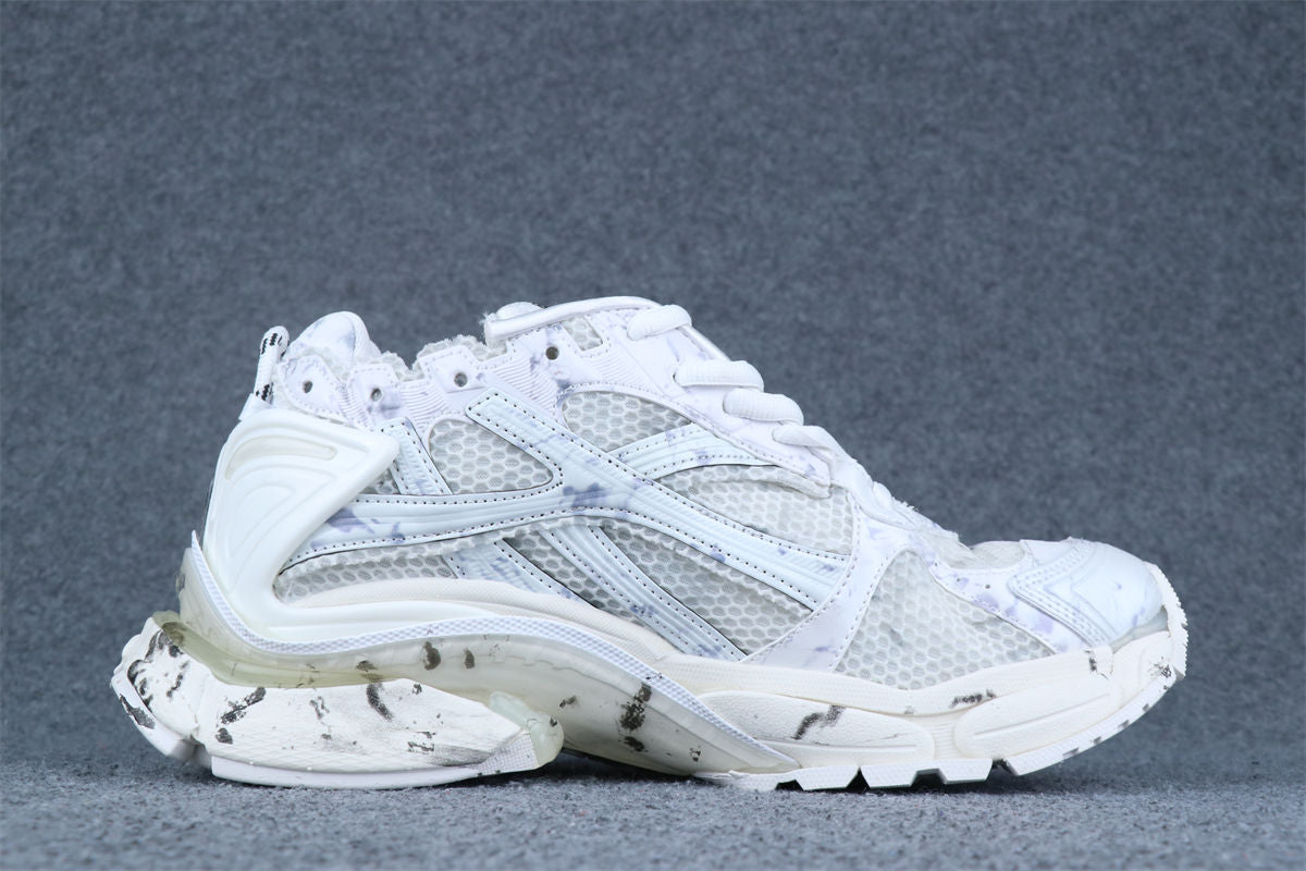 Kith x  Runner 'White'