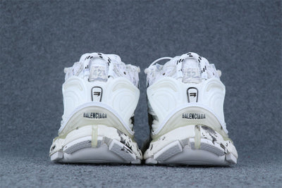 Kith x  Runner 'White'