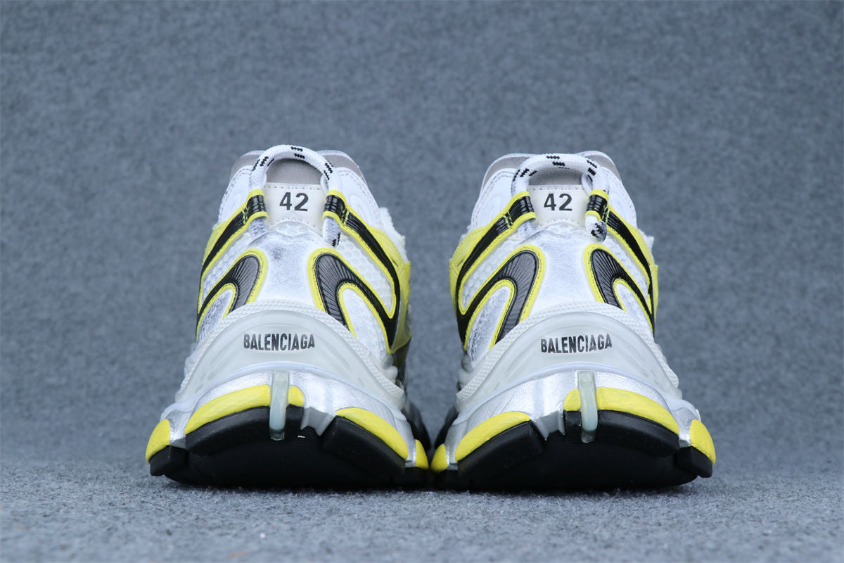 Runner Sneaker 'Worn-Out - White Yellow'