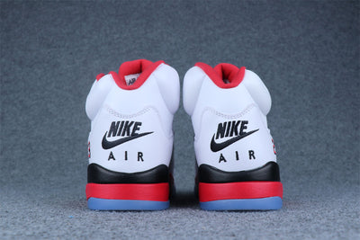 Air Jordan 5 Retro 'Fire Red' 2013