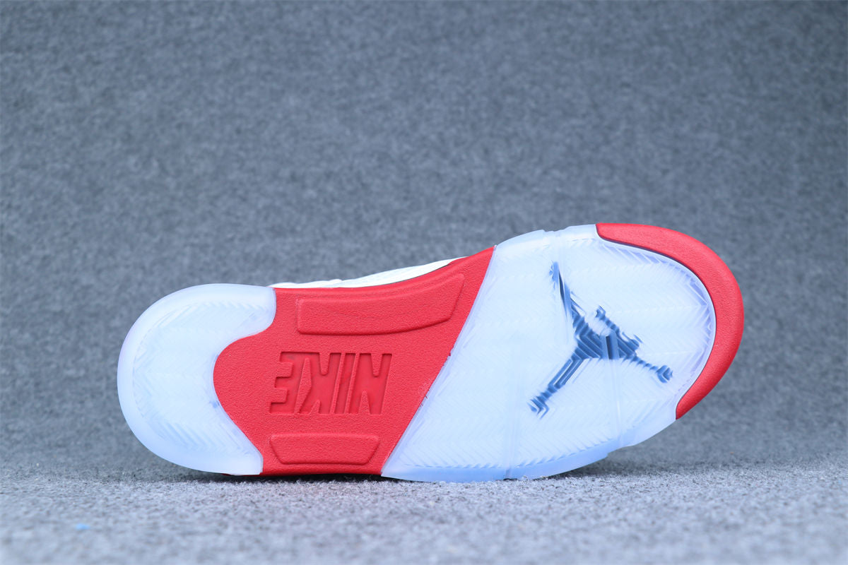 Air Jordan 5 Retro 'Fire Red' 2013