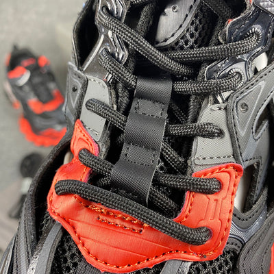 Track.2 Trainer 'Black Red Grey'