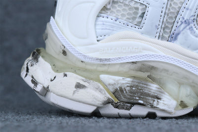 Kith x  Runner 'White'