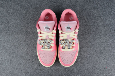 Wmns Dunk Low LX 'Barbie'