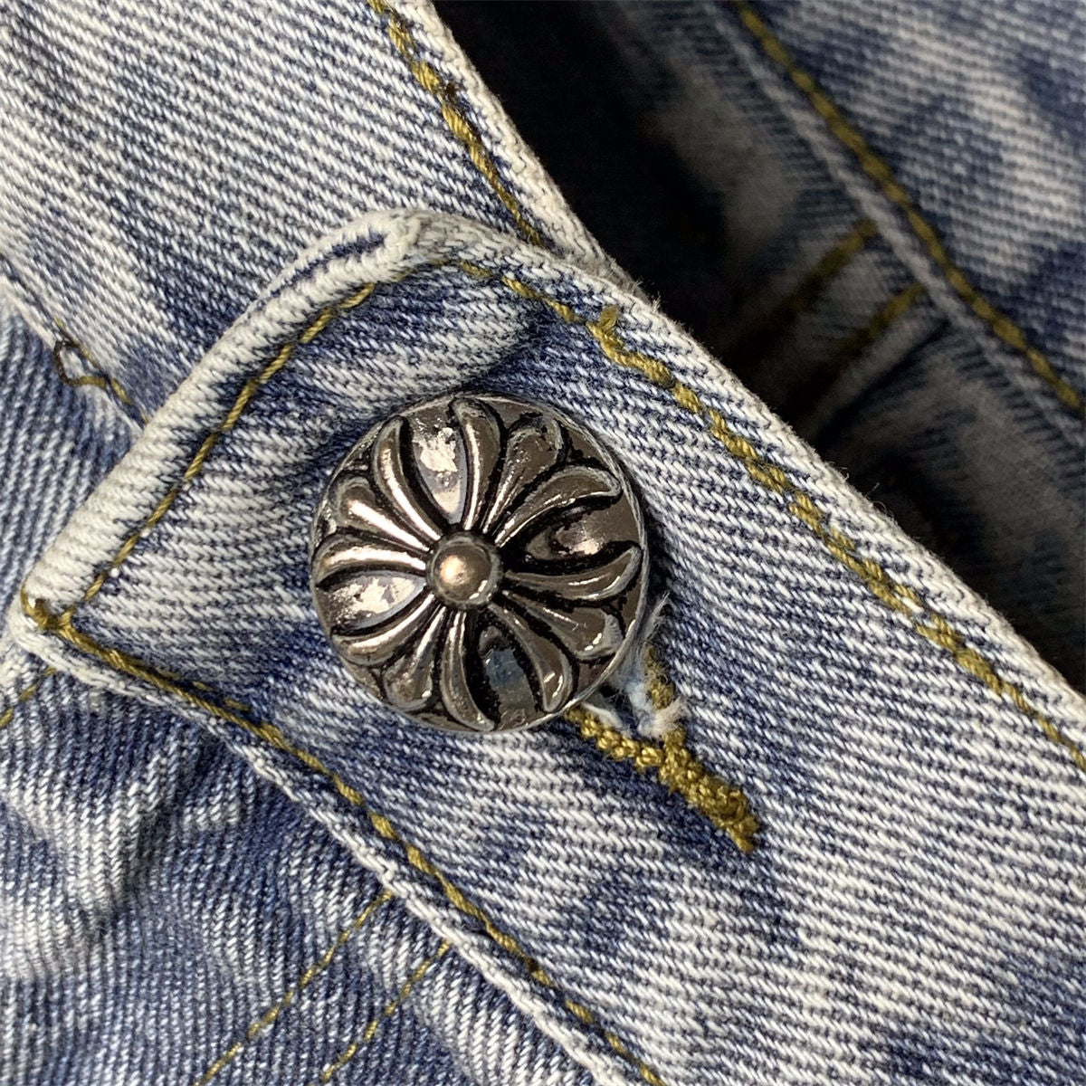 CHROME HEARTS Blue Jeans With Black Leather Crosses